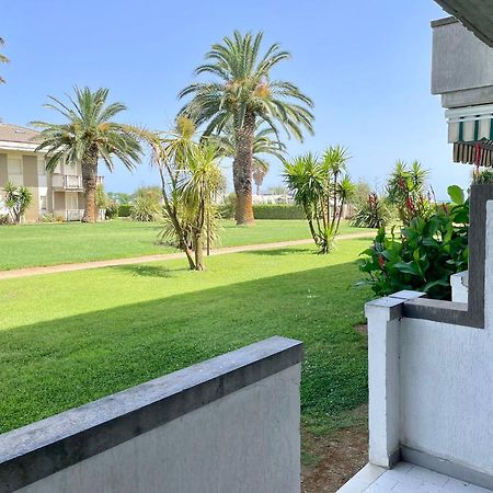 Residence Leonardo sul mare Silvi Marina Exterior foto